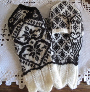 Berit's Double Hearts Glittens