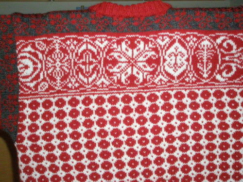 Tracy's Sirkler Sweater